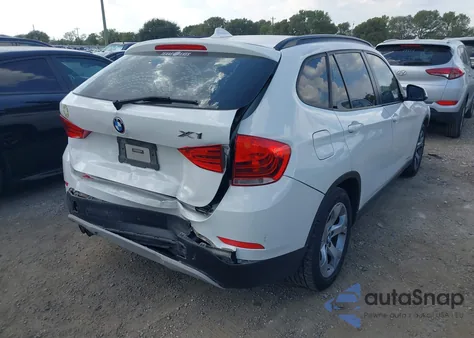 2015 BMW X1 Sdrive28I z USA, uszkodzony, nr VIN WBAVM1C56FVW57854